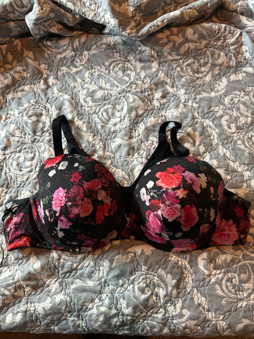Torrid XO Plunge Push-Up Smooth Bra